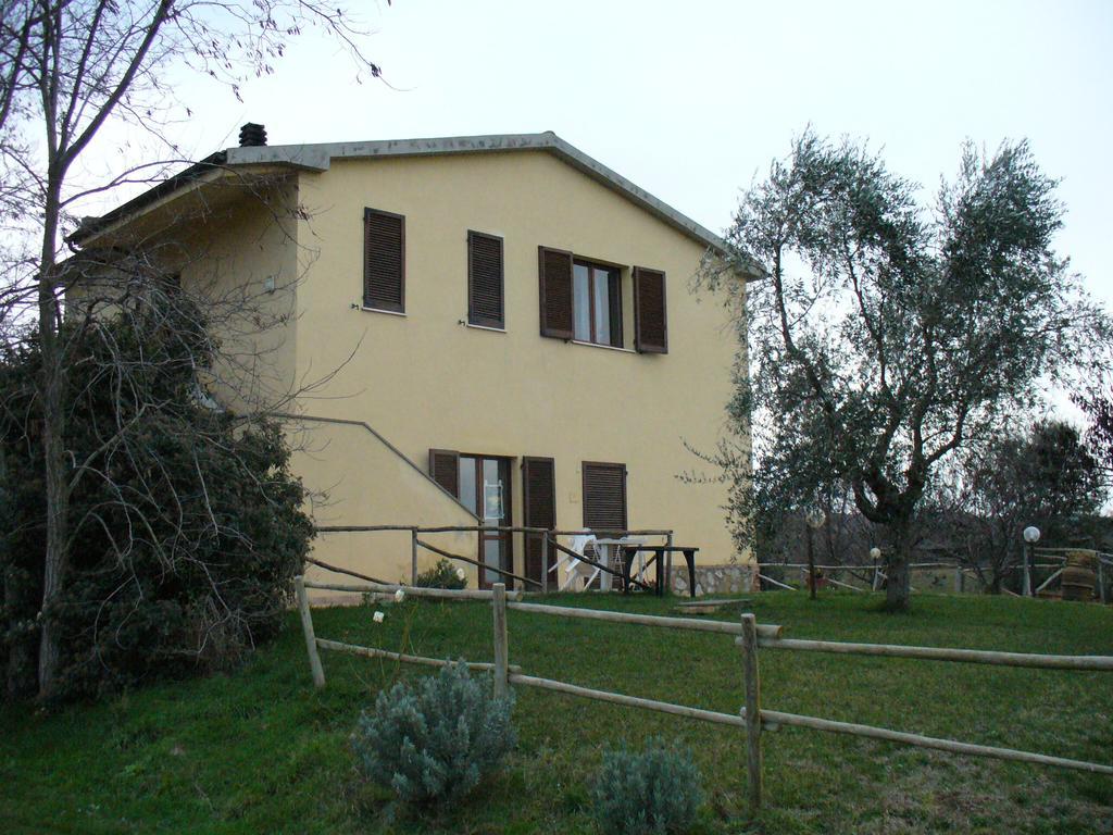 מונטיאנו Agriturismo Tinti מראה חיצוני תמונה